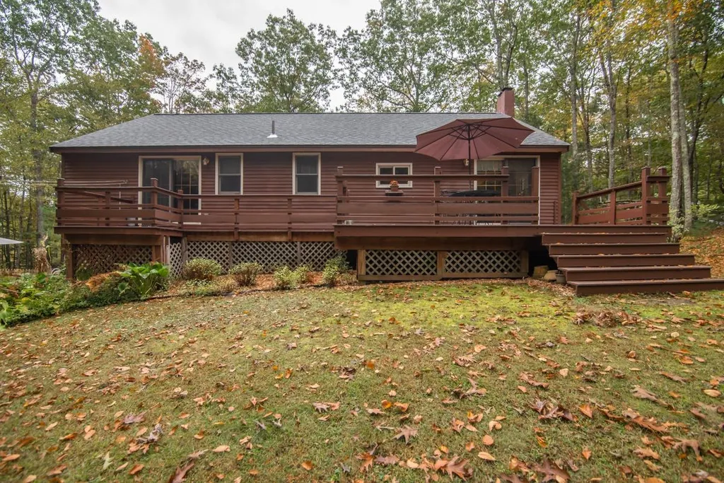 28 Jacob Lane Lee NH 03861