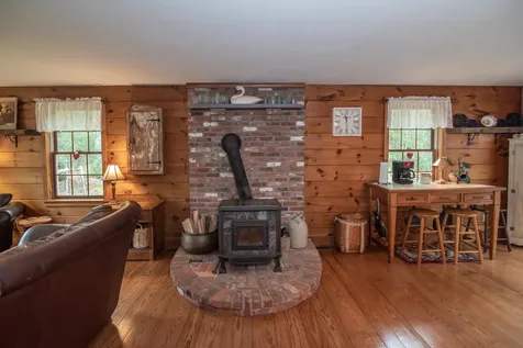 28 Jacob Lane Lee NH 03861