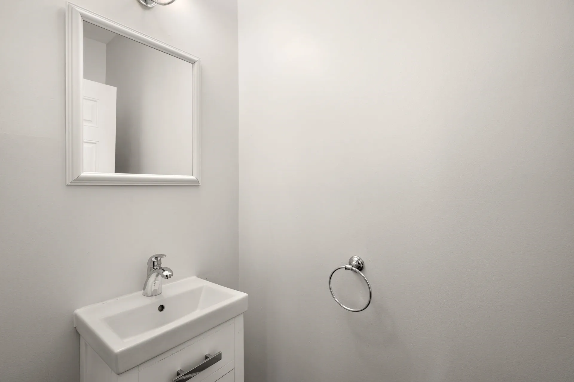 586 Central Avenue Dover NH 03820