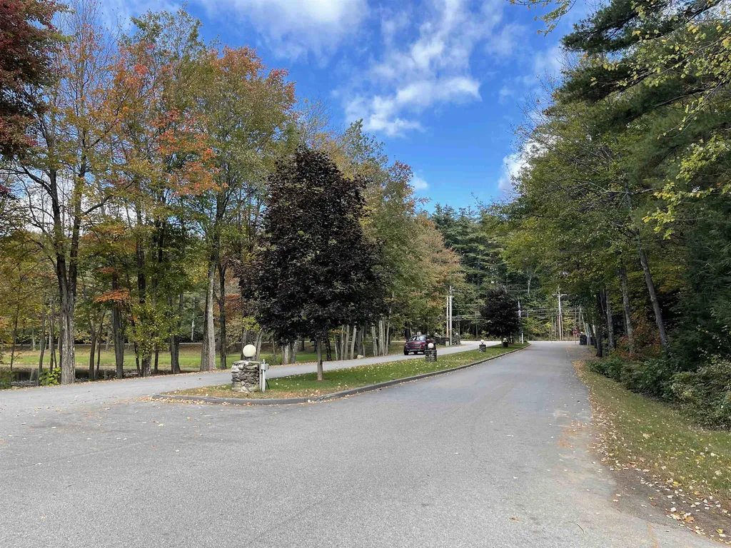 8 South Blueberry Lane Rochester NH 03867