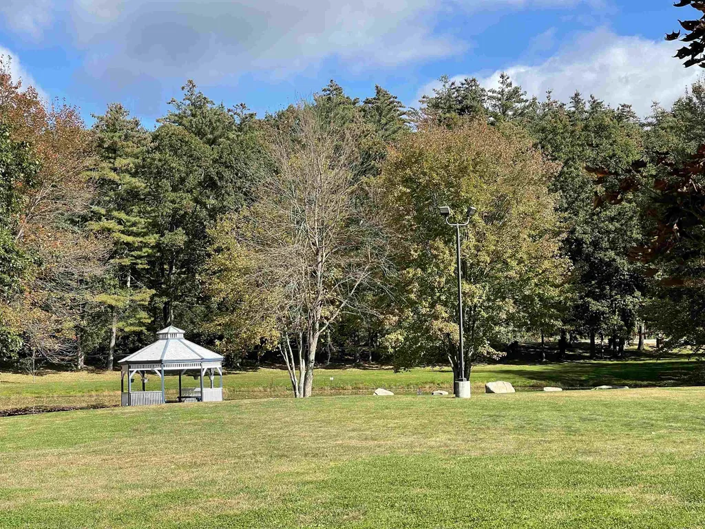 8 South Blueberry Lane Rochester NH 03867