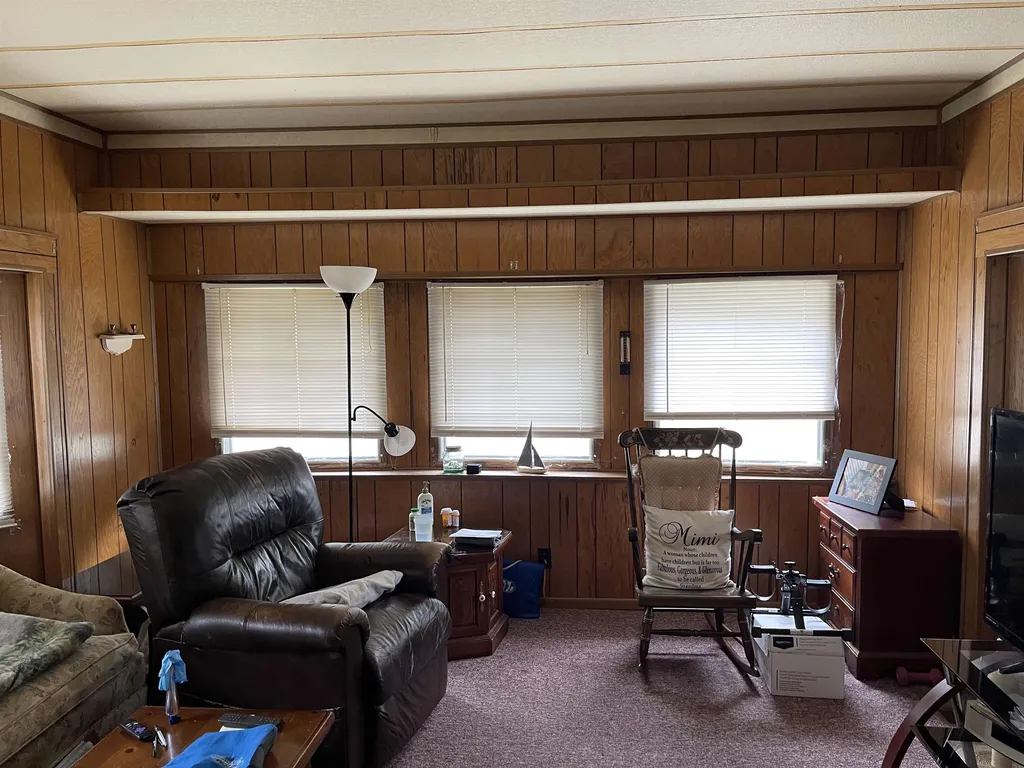 8 South Blueberry Lane Rochester NH 03867