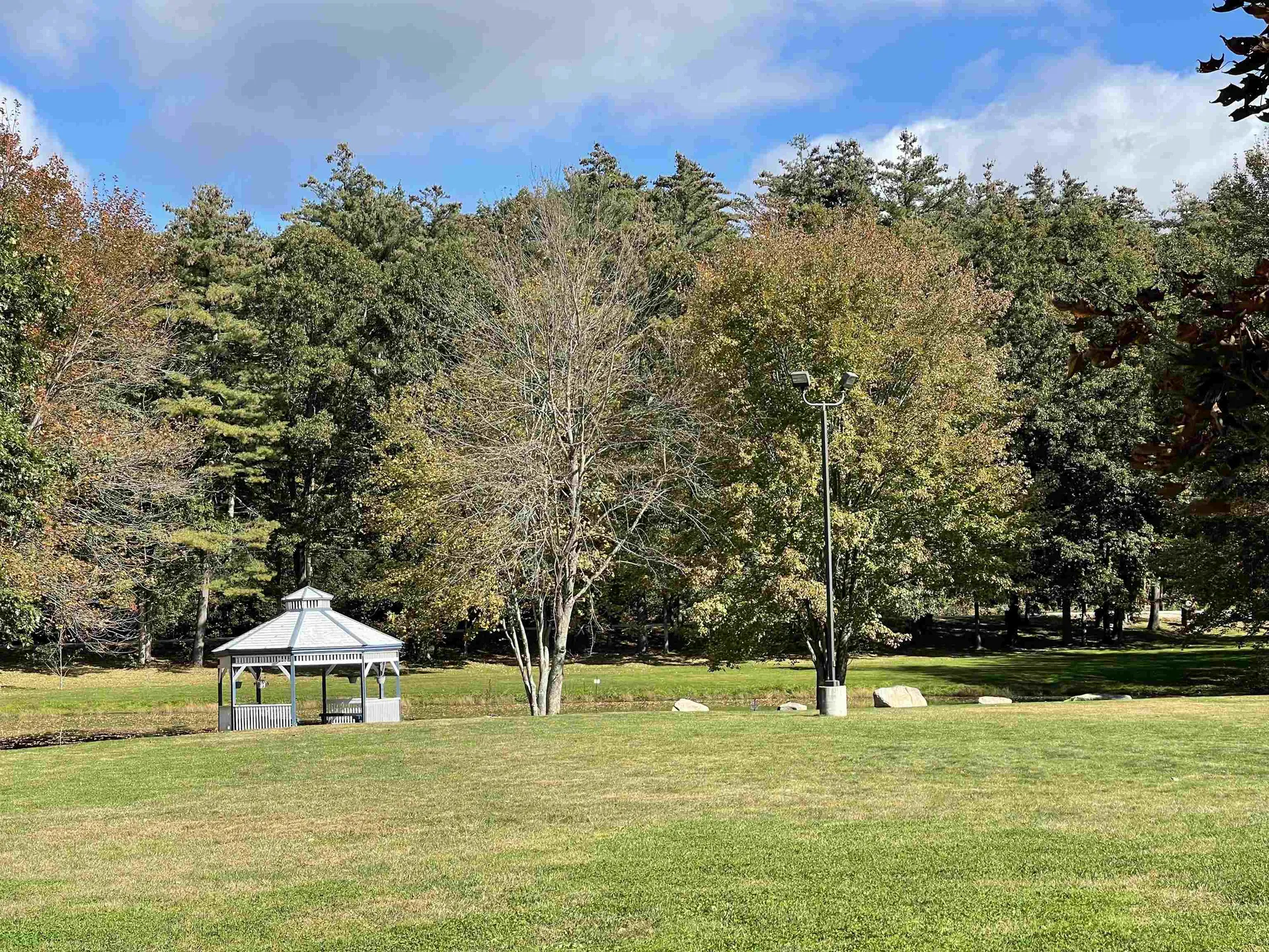 8 South Blueberry Lane Rochester NH 03867