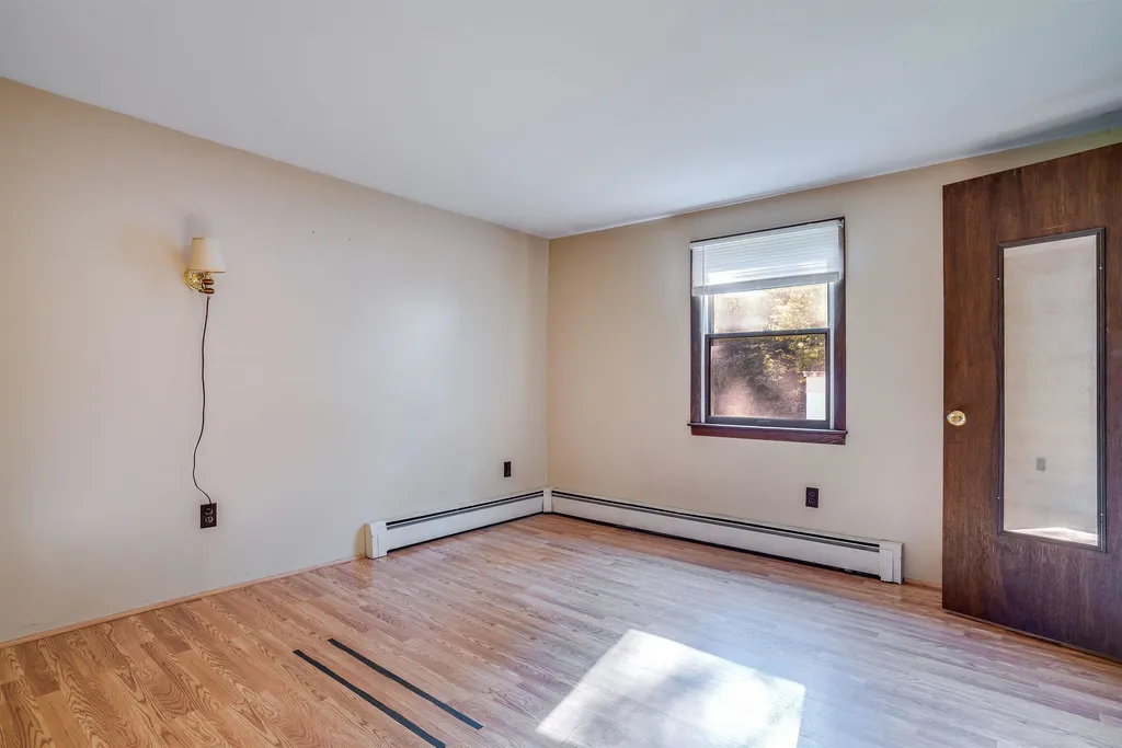 81 Burns Road Pelham NH 03076