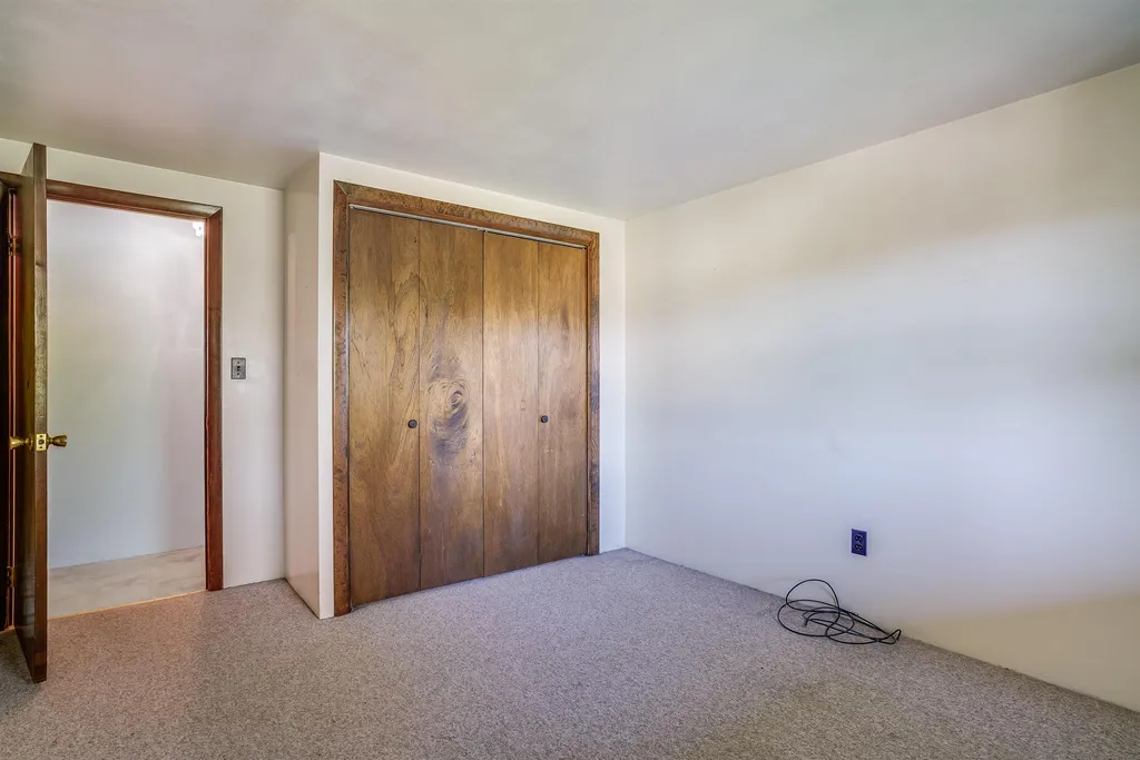 81 Burns Road Pelham NH 03076