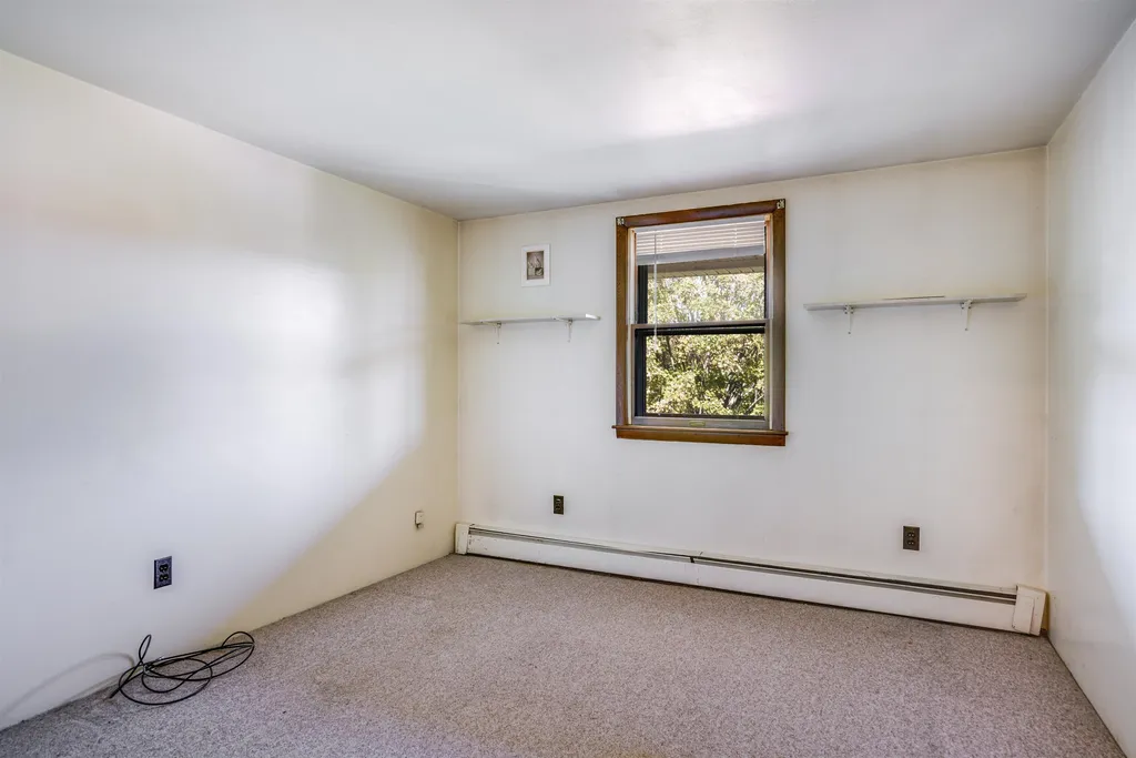 81 Burns Road Pelham NH 03076