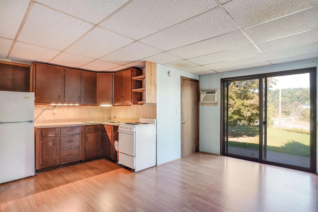 81 Burns Road Pelham NH 03076