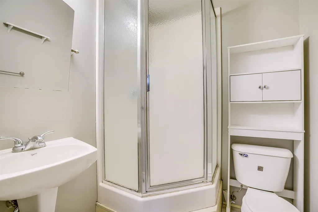 81 Burns Road Pelham NH 03076