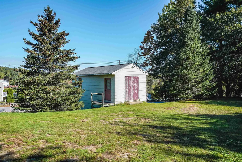 81 Burns Road Pelham NH 03076