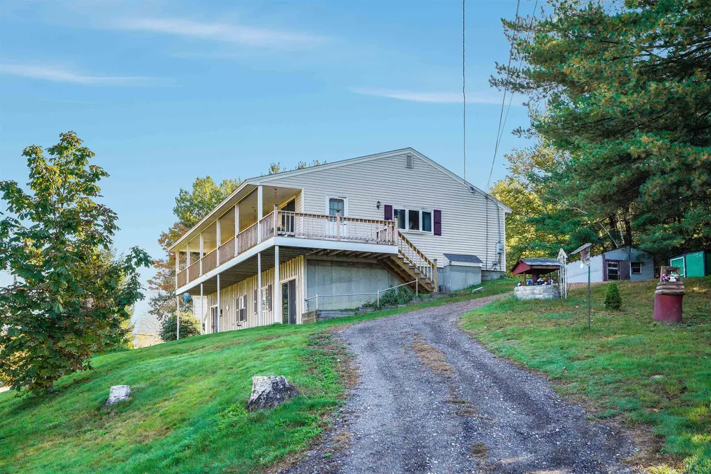 81 Burns Road Pelham NH 03076