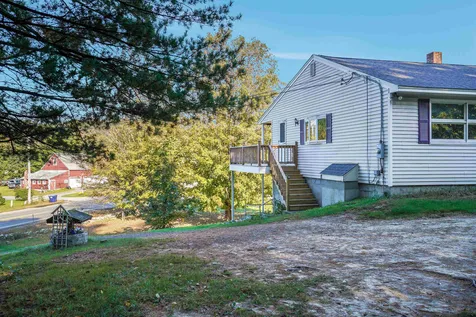 81 Burns Road Pelham NH 03076