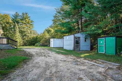 81 Burns Road Pelham NH 03076