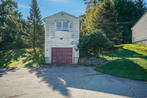 81 Burns Road Pelham NH 03076