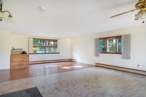 81 Burns Road Pelham NH 03076