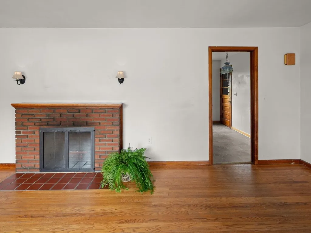 1 South Hill Drive Essex Junction VT 05452