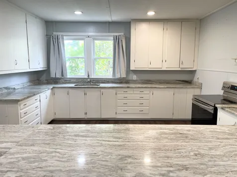 6 Kensington Road Hampton Falls NH 03844