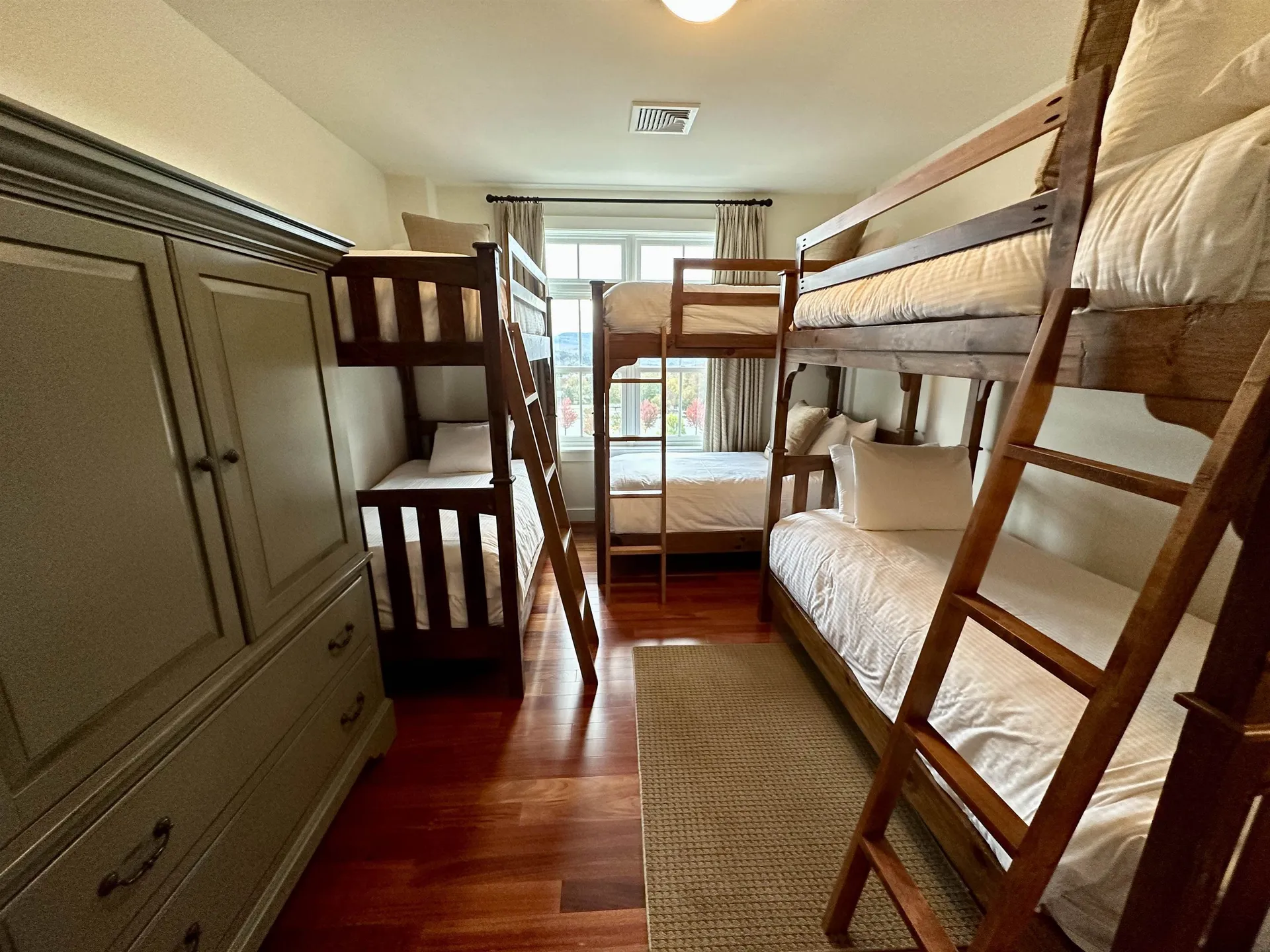 102 Forest 324 Drive Warren VT 05674