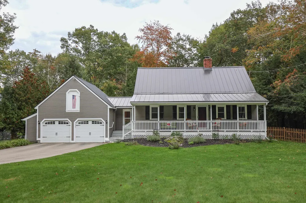 44 Stowell Road Bedford NH 03110