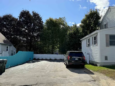 128 Mcneil Street Manchester NH 03102