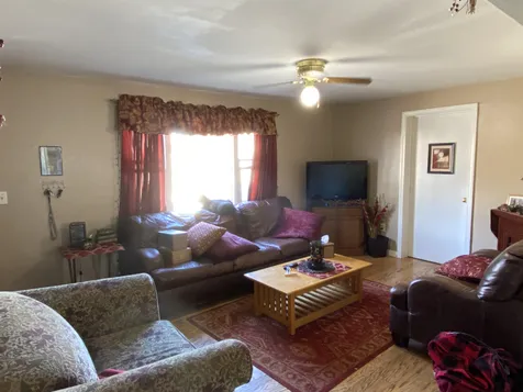 128 Mcneil Street Manchester NH 03102