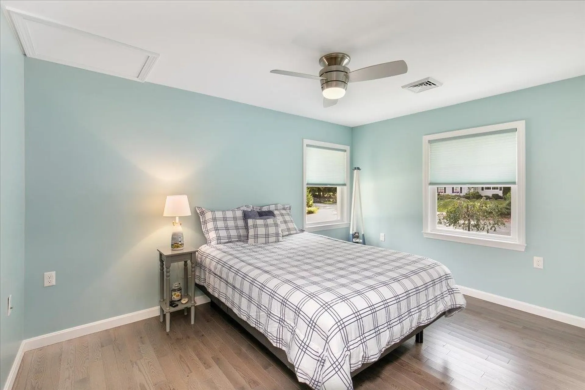 9 Glendale Road North Hampton NH 03862