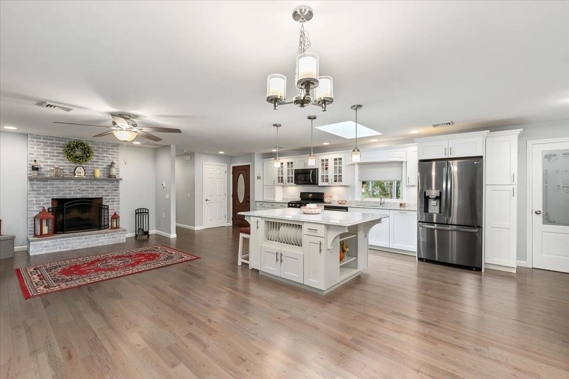 9 Glendale Road North Hampton NH 03862
