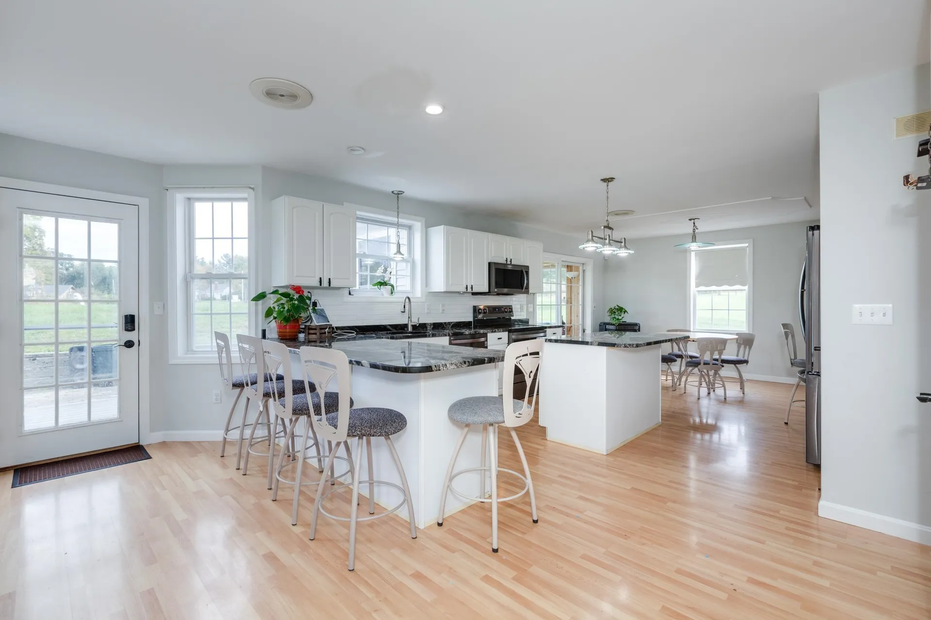 37 Currier Road Pelham NH 03076
