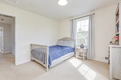 37 Currier Road Pelham NH 03076