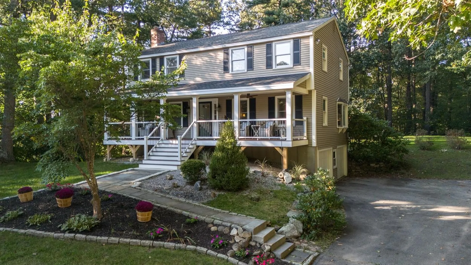 15 Spruce Street Londonderry NH 03053