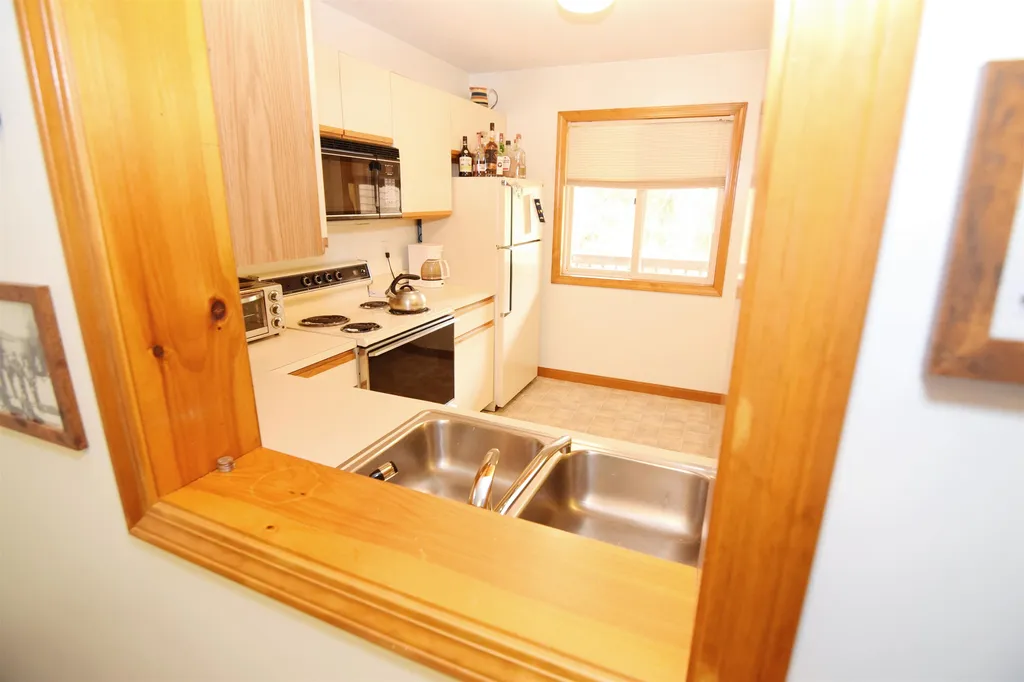 23 Hummingbird Road Lincoln NH 03251