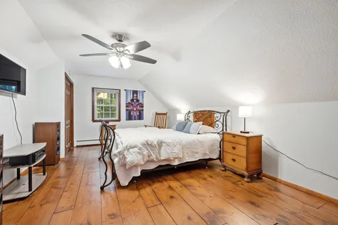 28 Pinnacle Street Hooksett NH 03106