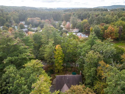 28 Pinnacle Street Hooksett NH 03106