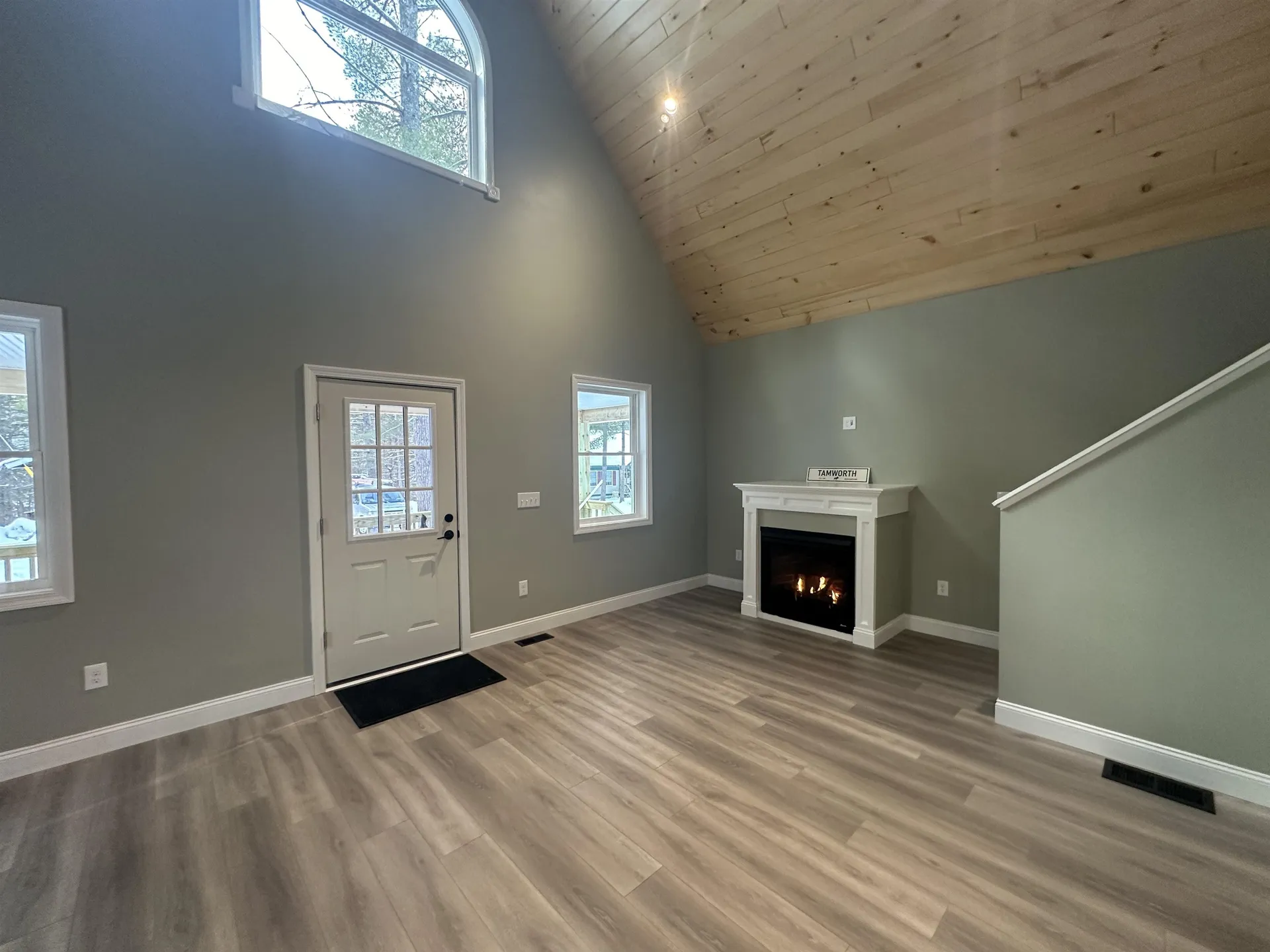 211 Mcgrew Drive Tamworth NH 03886