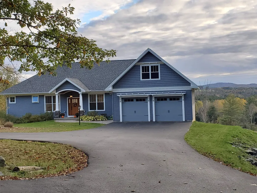 26 Sunset Rock Road Lebanon NH 03766