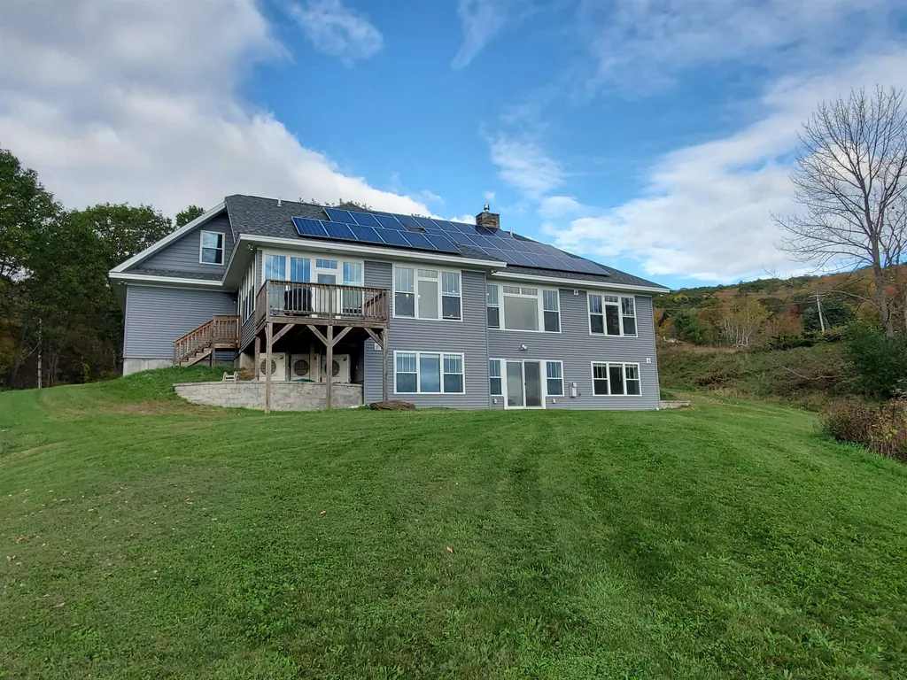 26 Sunset Rock Road Lebanon NH 03766