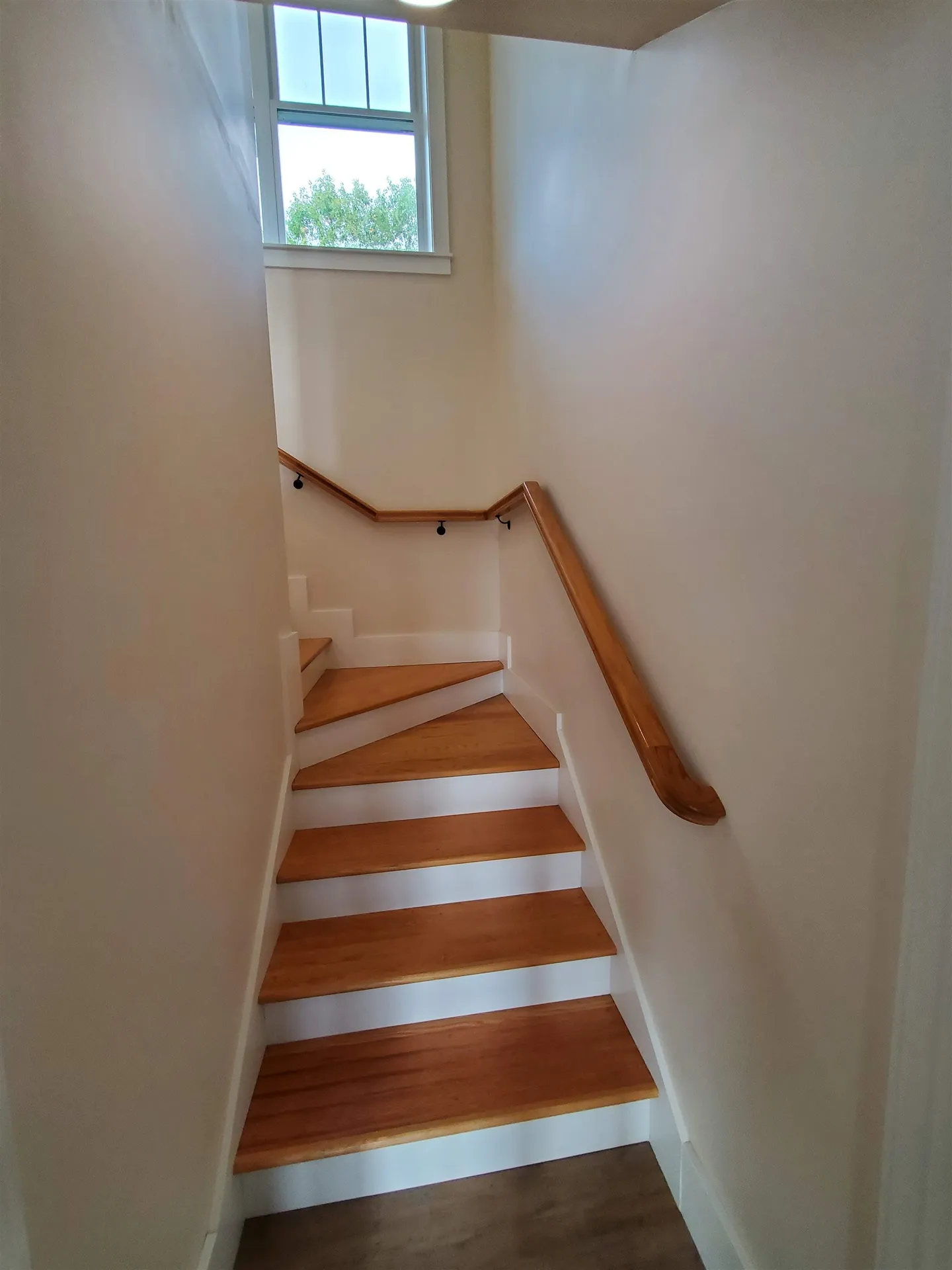 26 Sunset Rock Road Lebanon NH 03766