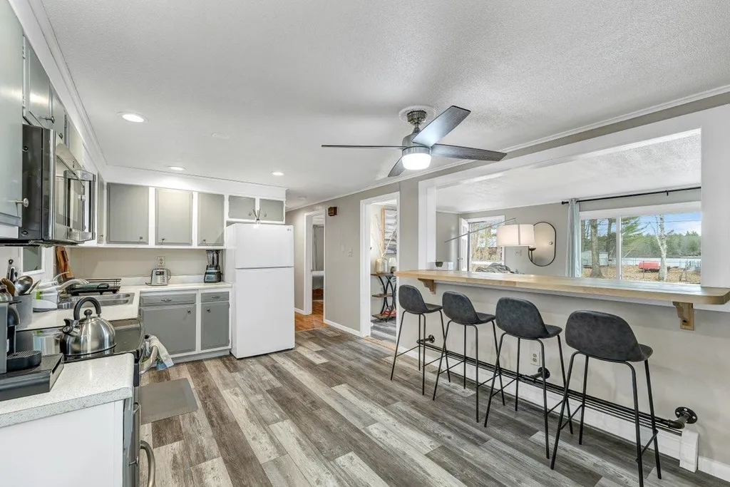 8 Abbott Lane Ossipee NH 03864