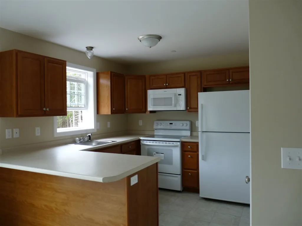 68 Eagle Ridge Road Sandown NH 03873