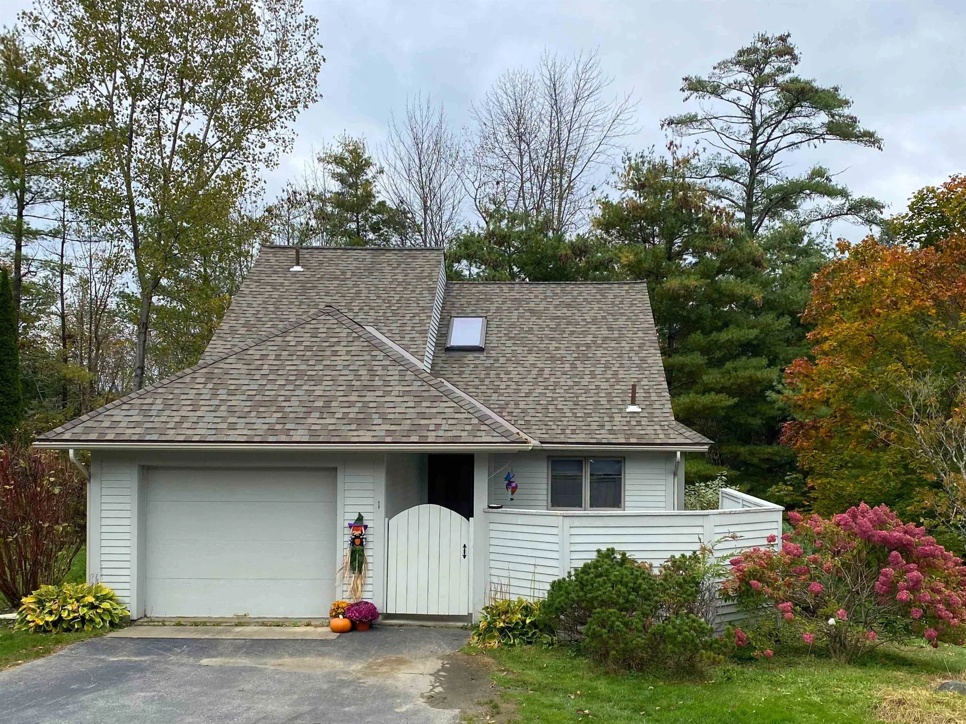 1 Cottage Court Hartford VT 05001