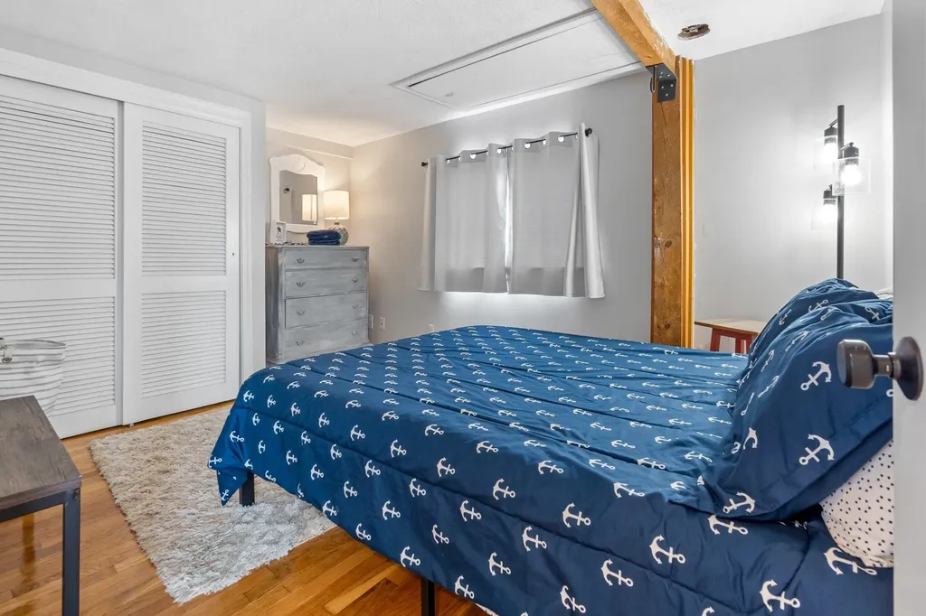 18 Perkins Avenue Hampton NH 03842