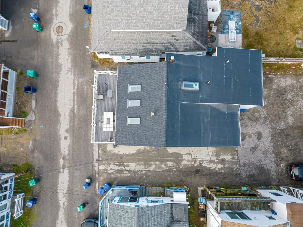 18 Perkins Avenue Hampton NH 03842