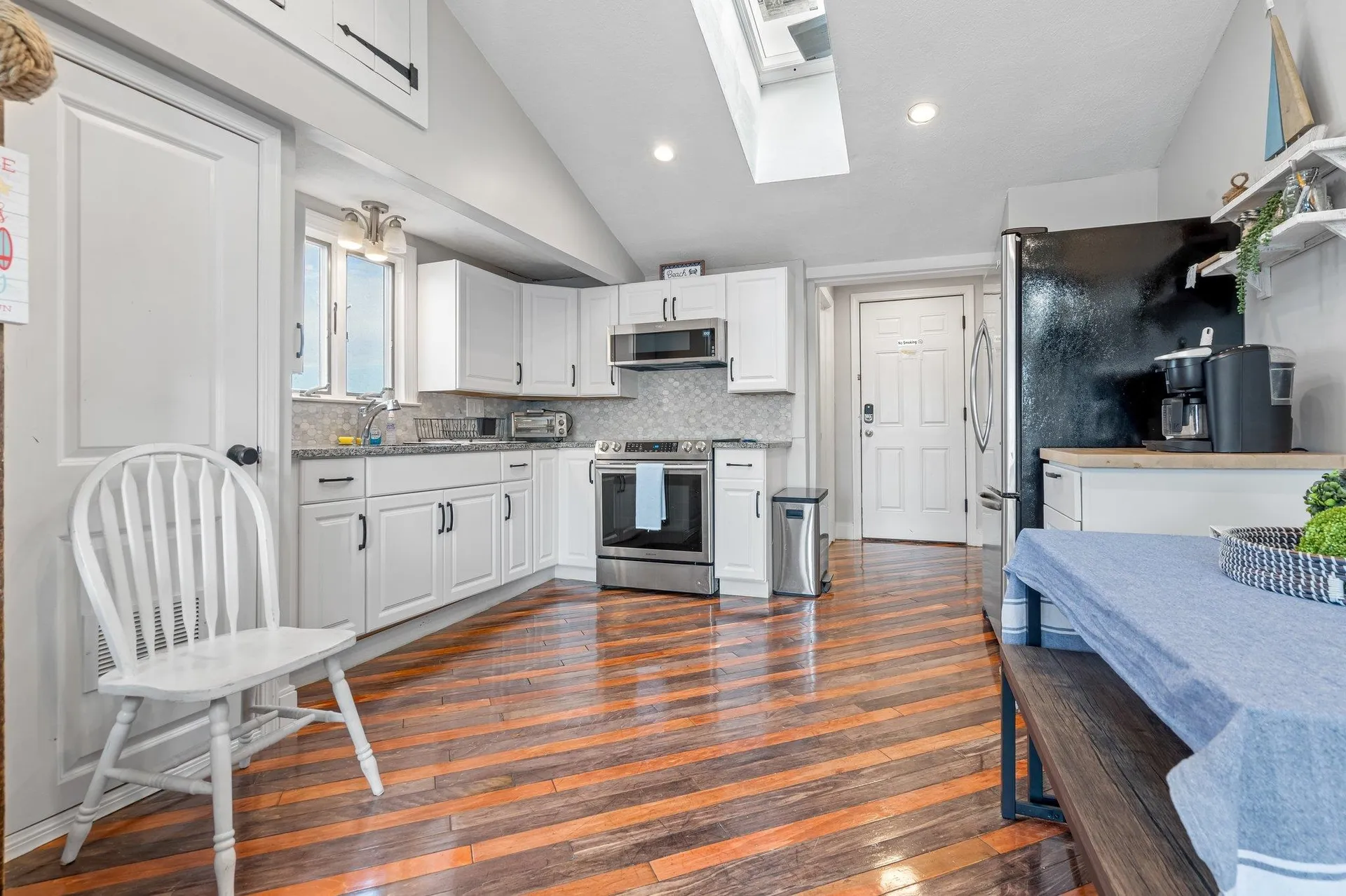 18 Perkins Avenue Hampton NH 03842