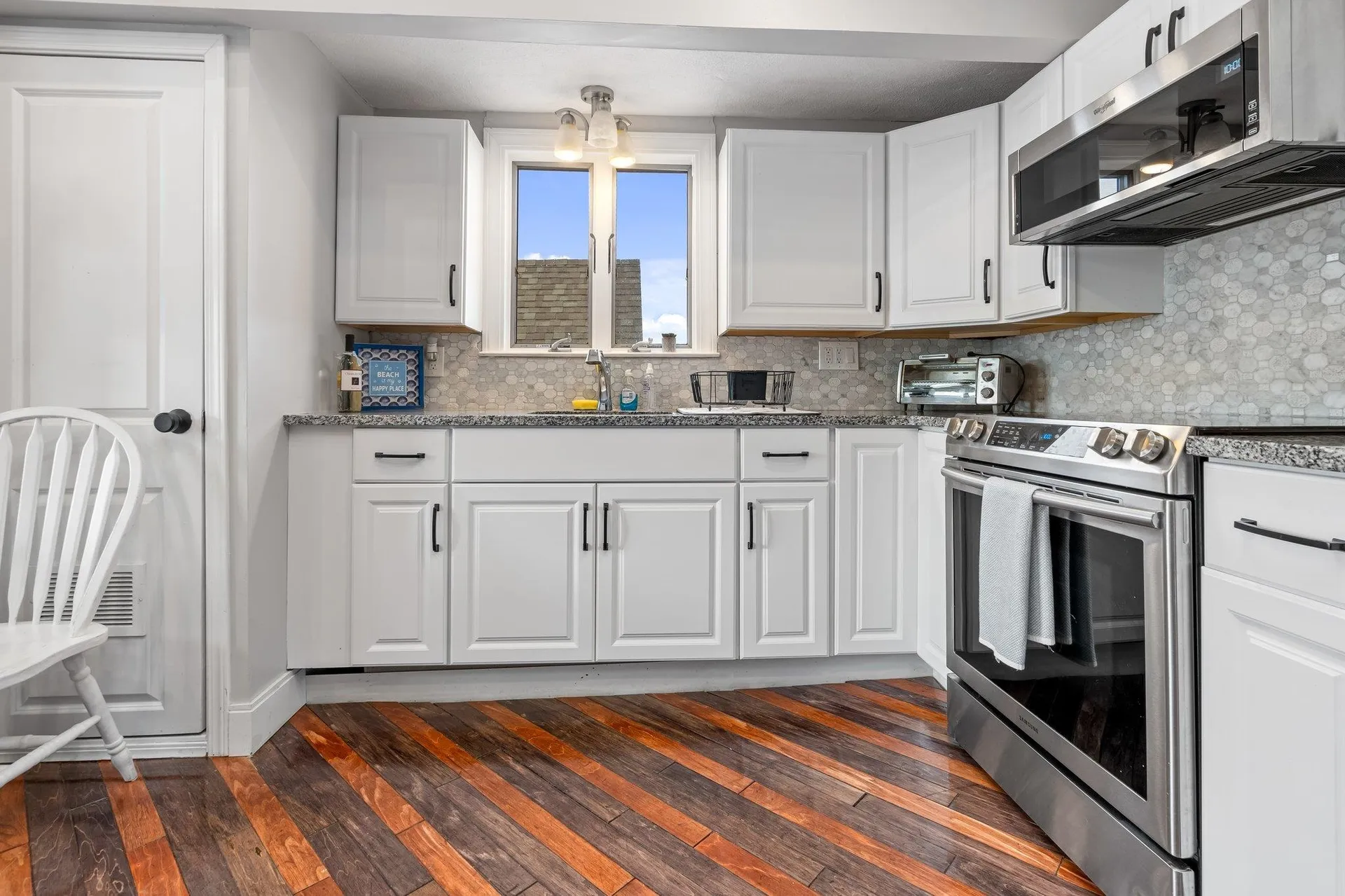 18 Perkins Avenue Hampton NH 03842