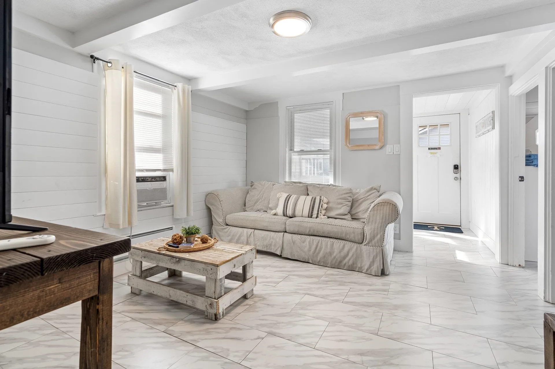 18 Perkins Avenue Hampton NH 03842