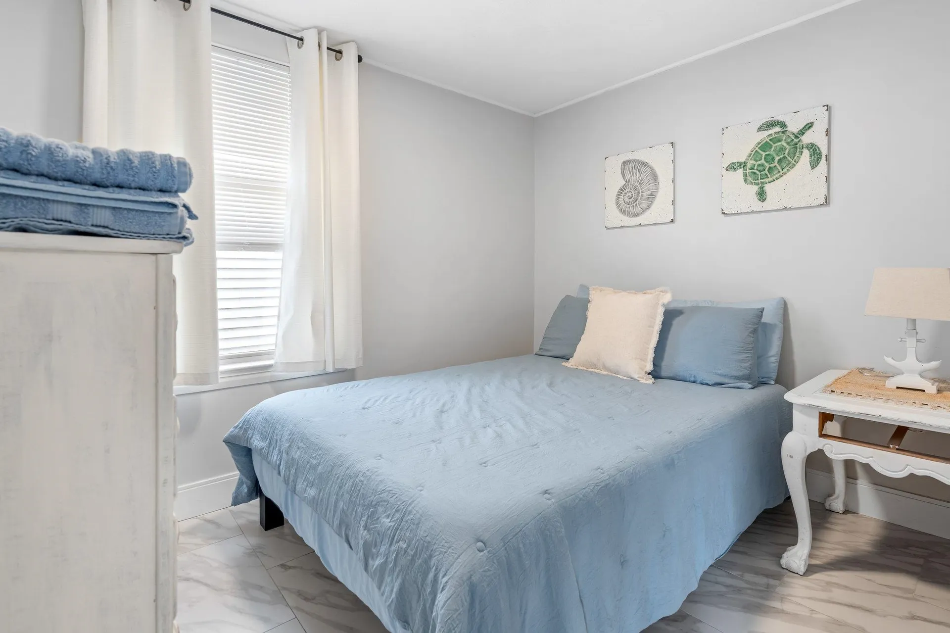 18 Perkins Avenue Hampton NH 03842