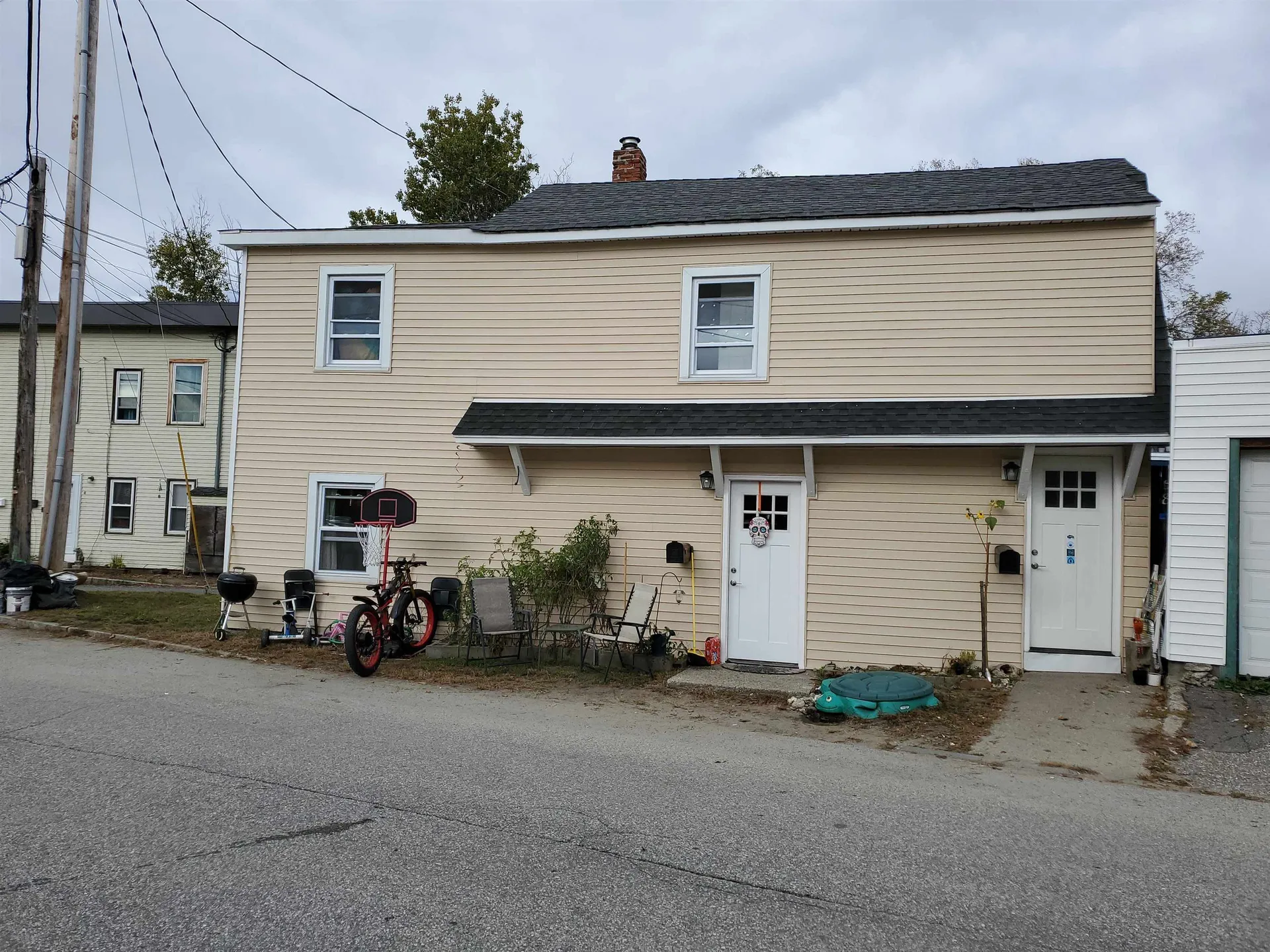 8 Wall Street Claremont NH 03743