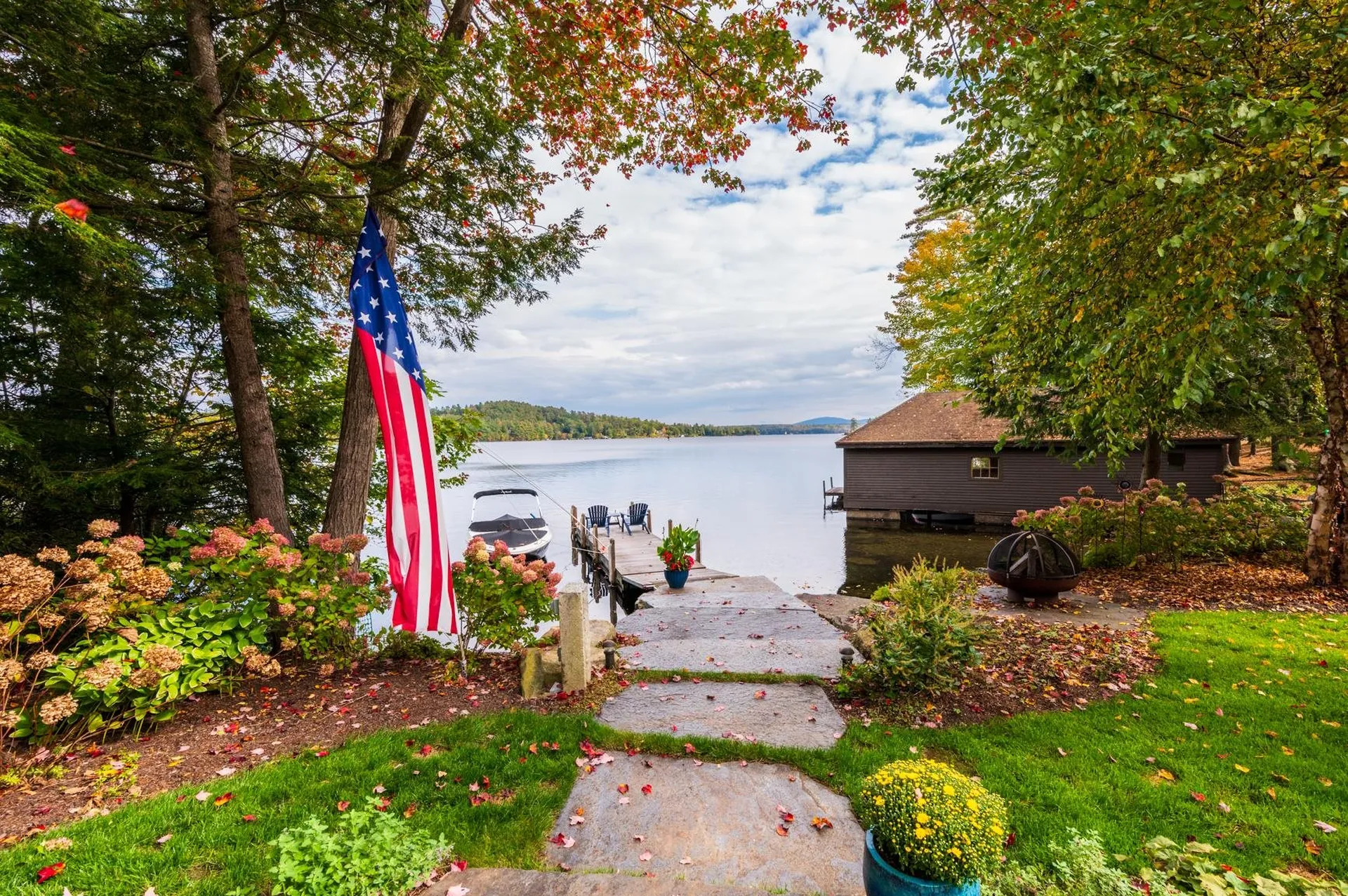 92 Garnet Street Sunapee NH 03782