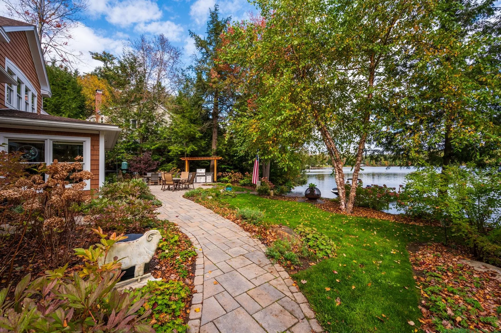 92 Garnet Street Sunapee NH 03782