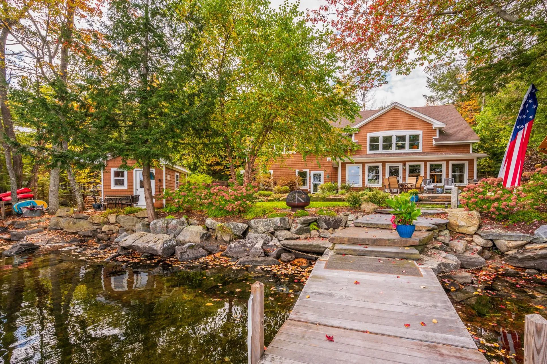 92 Garnet Street Sunapee NH 03782