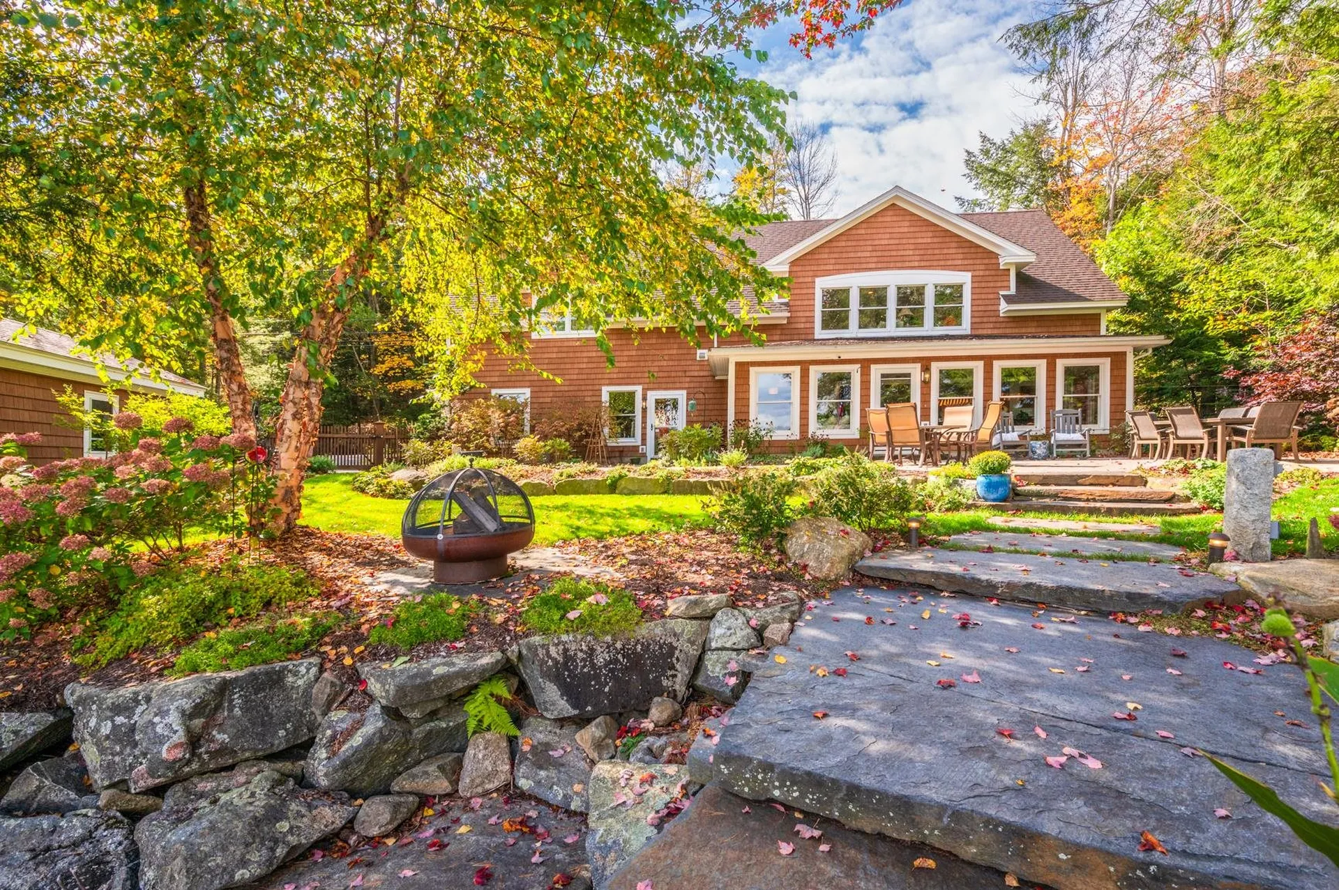 92 Garnet Street Sunapee NH 03782
